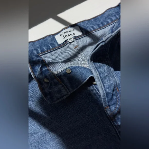 Classic Blue Women's Petite Jeans - Picture 4 of 8